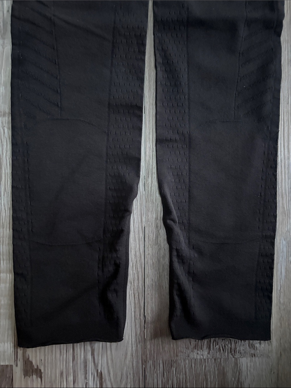Lululemon Seamless Compression Leggings Black Logo Waistband - Picture 3 of 10